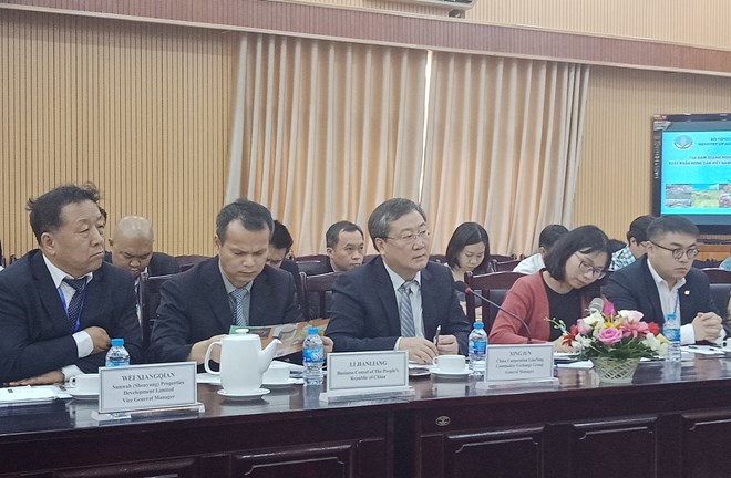 中方代表團(tuán)。圖自越通社